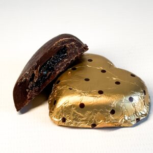 Corazon de chocolate 70% con frambuesa