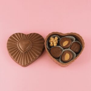 Caja de chocolate con forma de corazon